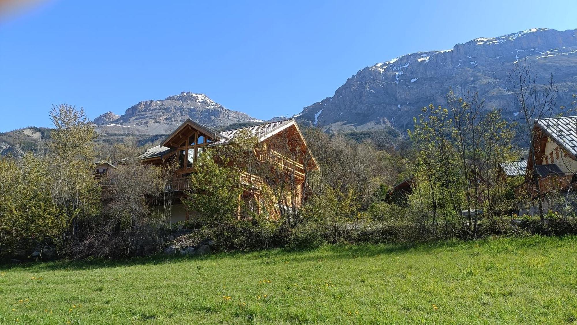 Les Cabris Bed and Breakfast Pelvoux Eksteriør billede